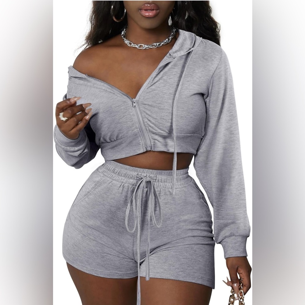 Lovely - NWT - Women's Gray Zip-Up Hoodie and Shorts Set